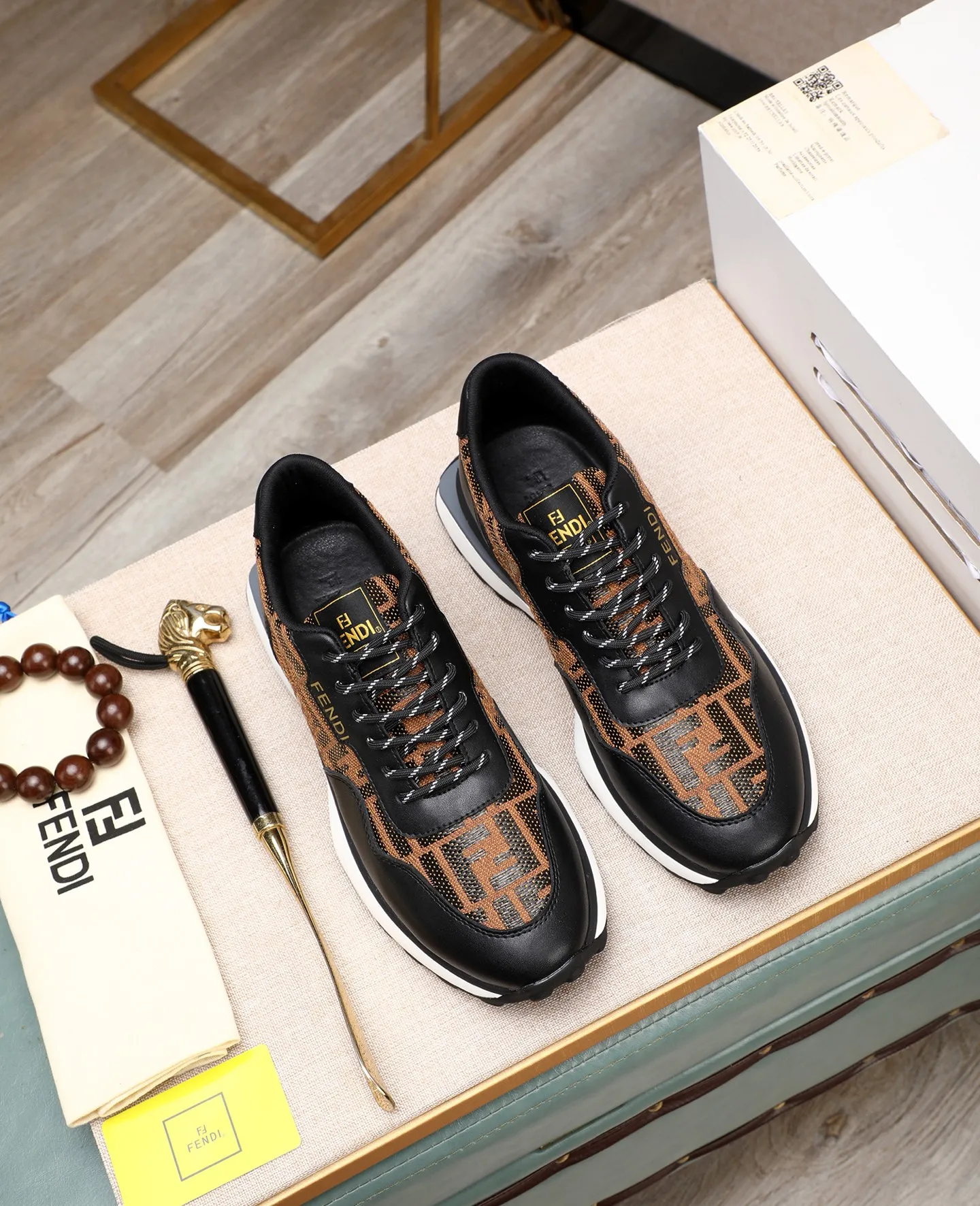 Men's shoes 💰460🕷🕷[FENDI] Fendi fashionable casual men's shoes 🇨🇳Original official website 1:1 model opening, new models are available first 💯Not high-profile but avant-garde, simple About low-key and fashionable, super versatile style 🌿 Made of original cowhide ➕ Pigskin lining 🎋 The version is comfortable on the feet, so rigorous for any small place, and the workmanship is first-class 🍍38-44 Large quantities in stock